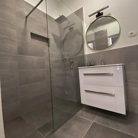 Modern With Private Swimming Pool Minutes From Adriatic Sea Dom wakacyjny