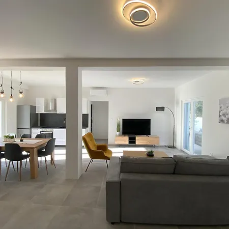 Modern With Private Swimming Pool Minutes From Adriatic Sea Dom wakacyjny *